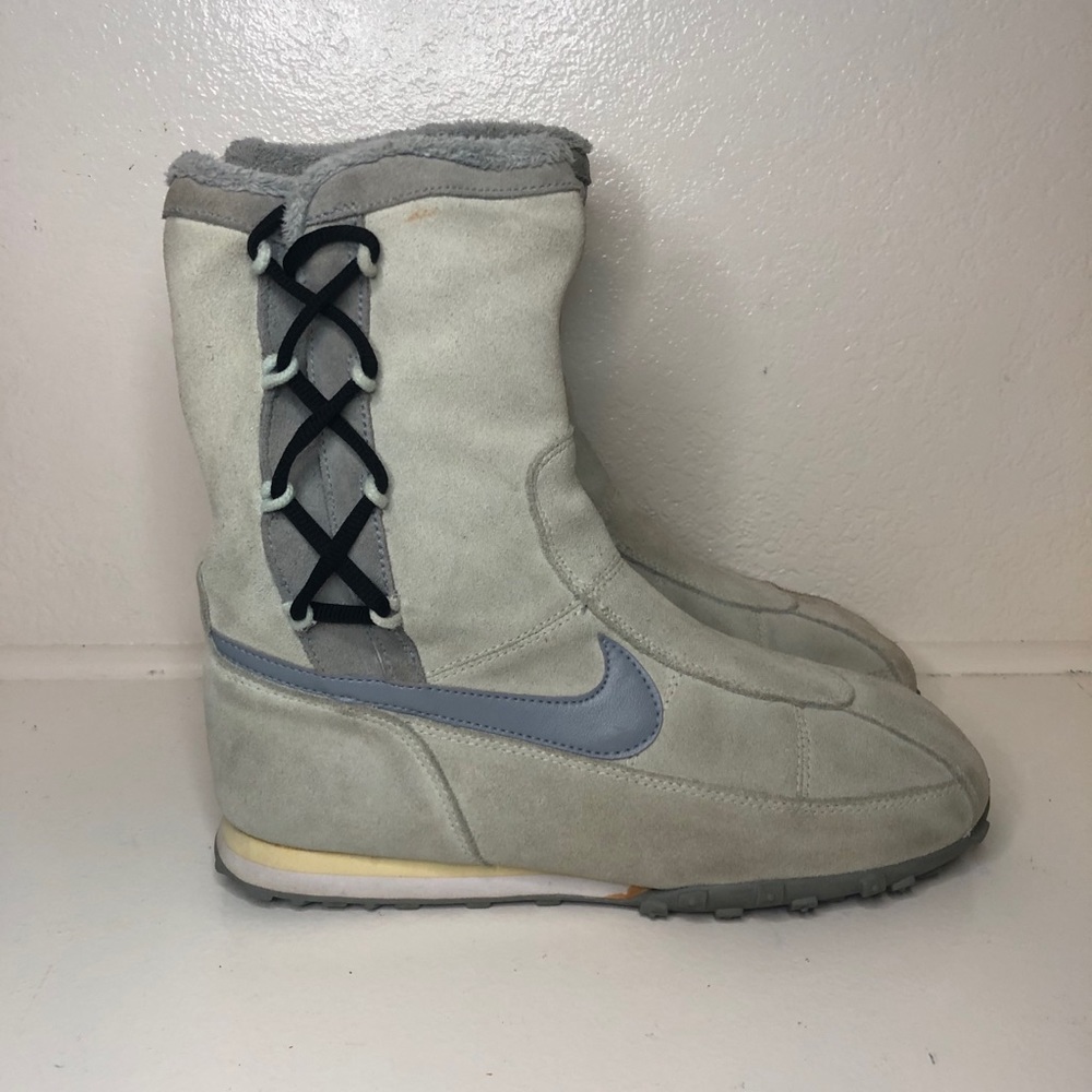 Nike Sakami Side Lace-Up Casual Boot